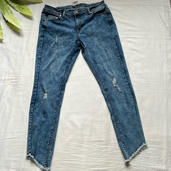 Revamped Denim Raw Hem Jeans - Picture 1 of 6